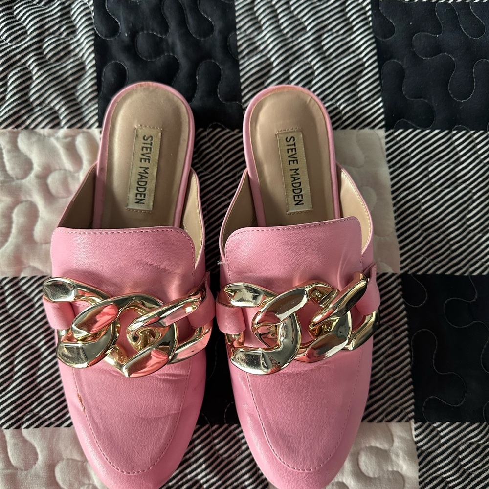 Steve Madden Pink and Gold Mules with Chain Detail